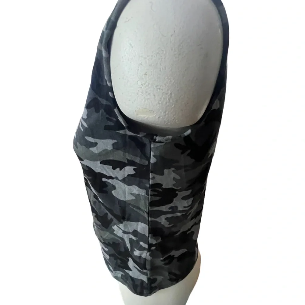 Tank top Size S/M - Picture 7 of 13